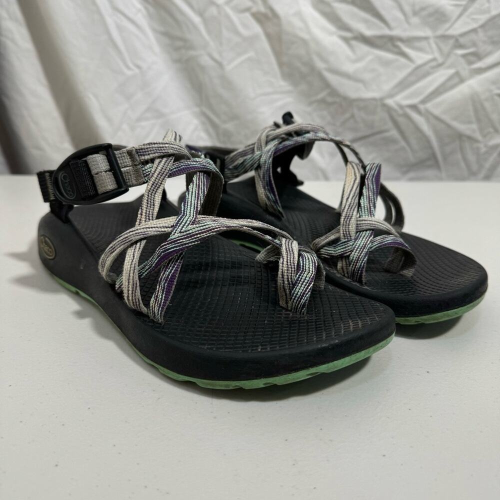 Chaco Women’s Size 8 Sandals Dual Adjustable Straps Toe-Loop Classic Waterwear